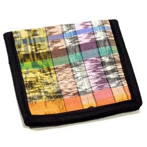 VTG 80's Guatemalan Hand Woven Bifold Wallet